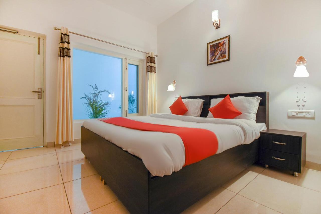 Oyo 75460 Sky High Residency Hotel Ludhiana Eksteriør billede