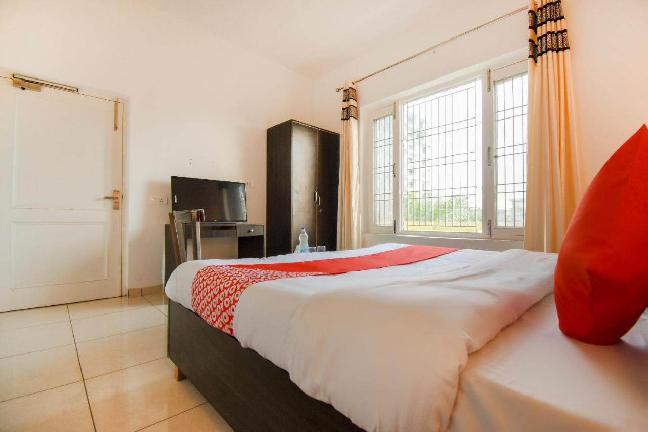 Oyo 75460 Sky High Residency Hotel Ludhiana Eksteriør billede