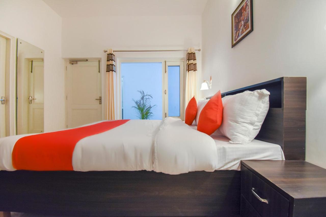 Oyo 75460 Sky High Residency Hotel Ludhiana Eksteriør billede