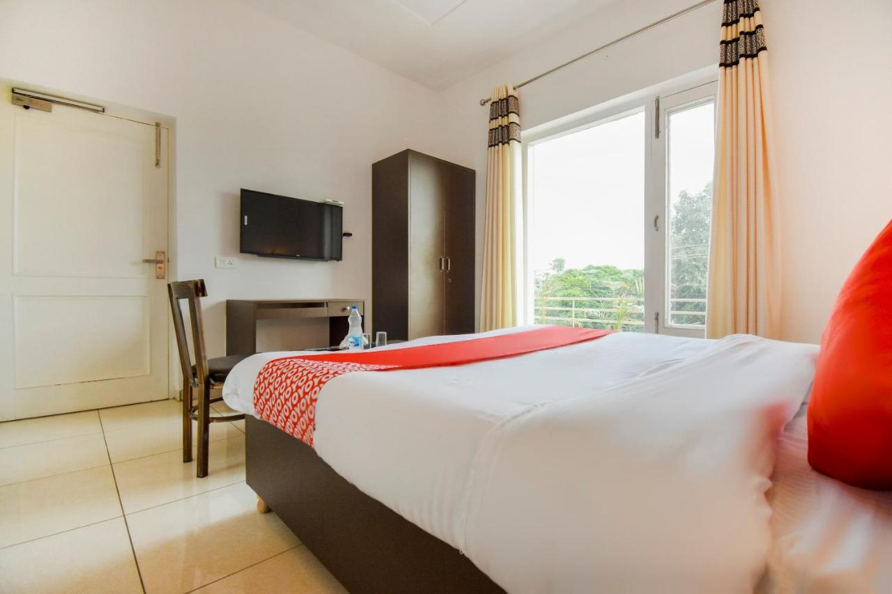 Oyo 75460 Sky High Residency Hotel Ludhiana Eksteriør billede