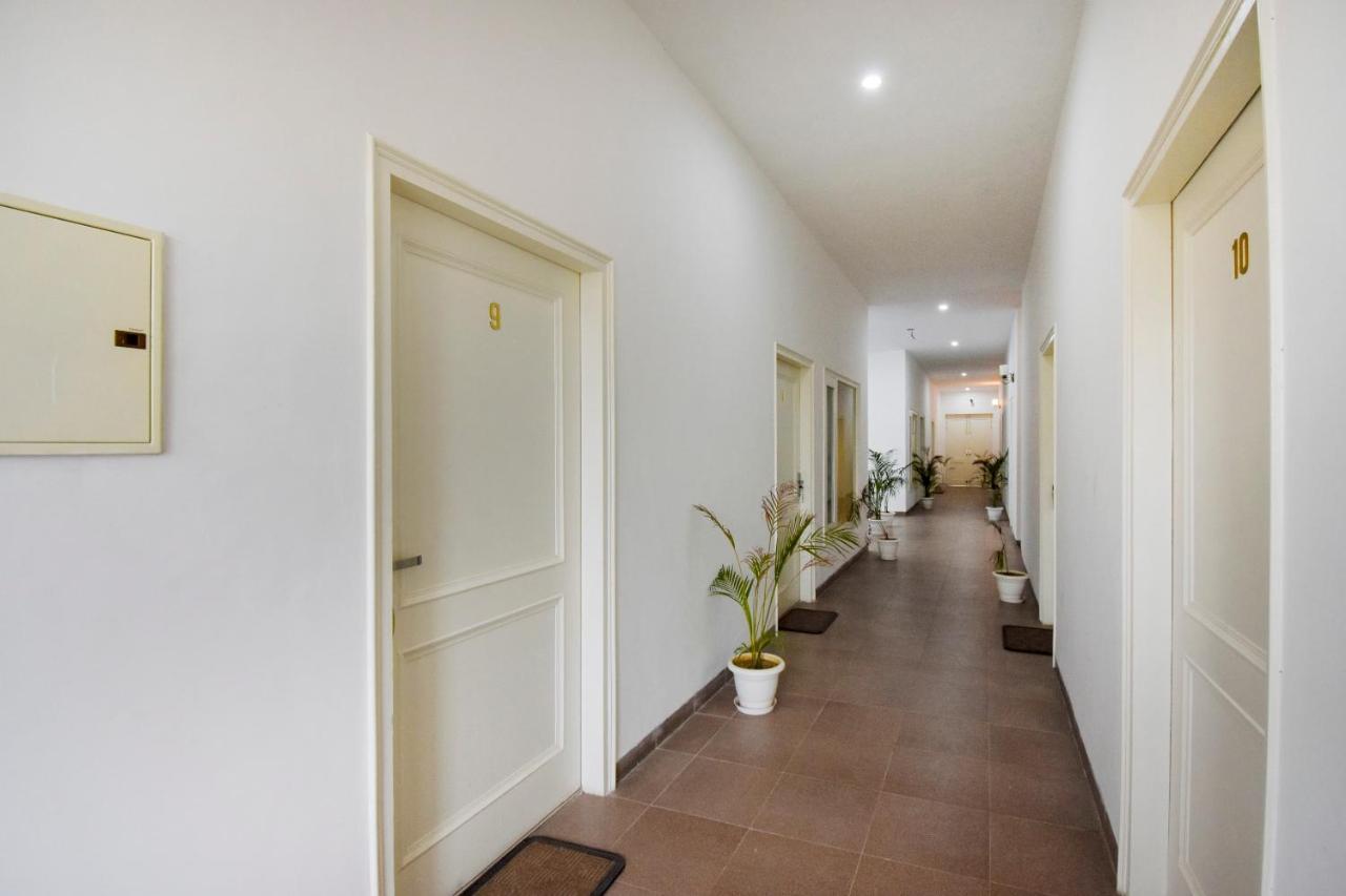 Oyo 75460 Sky High Residency Hotel Ludhiana Eksteriør billede