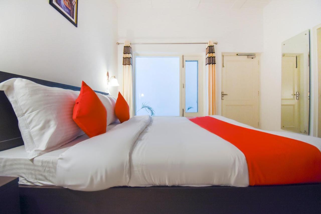 Oyo 75460 Sky High Residency Hotel Ludhiana Eksteriør billede